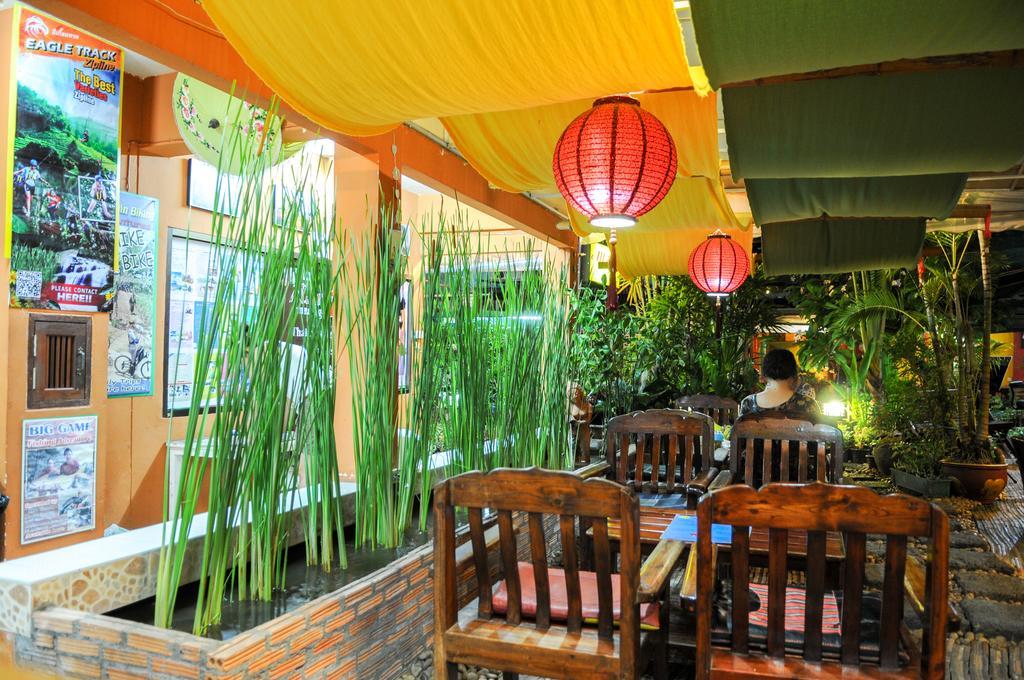 All in 1 pensión Chiang Mai Exterior foto