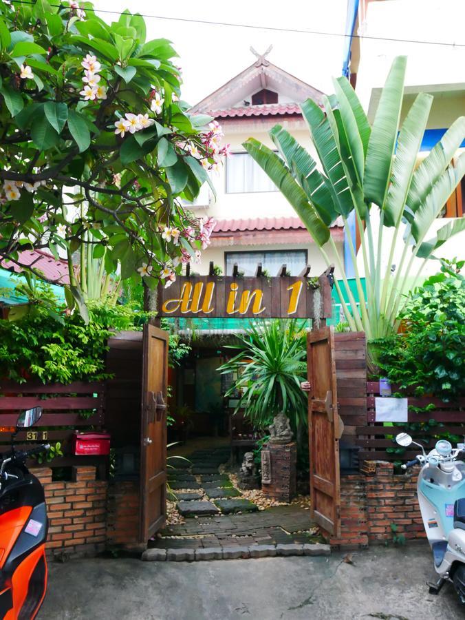 All in 1 pensión Chiang Mai Exterior foto